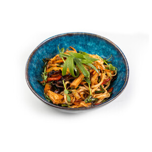 Udon with sweet and sour sauce